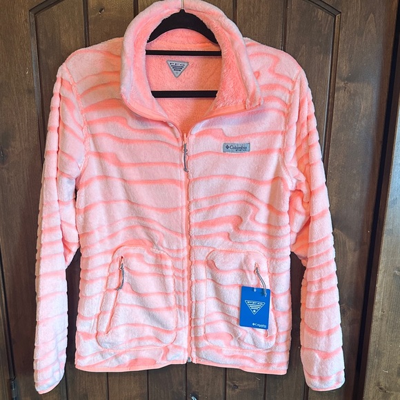 Columbia Jackets & Blazers - NWT Columbia Women's Slack Water Reversible Carved FZ Fleece